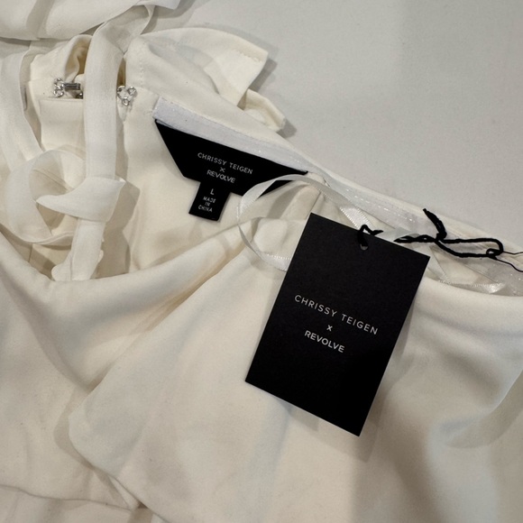 Chrissy Tiegan X Revolve Crop Top NWT size large - Picture 3 of 5